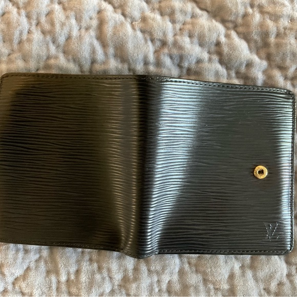 Louis Vuitton wallet - Picture 4 of 6
